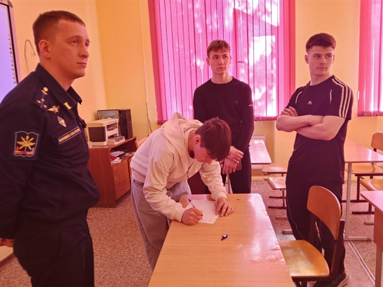 Студенты аграрного колледжа в селе Иглино встретились с офицерами