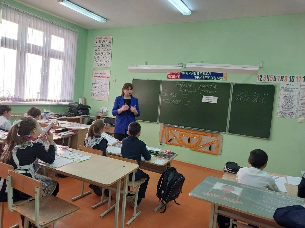 Учителя начальных классов района обсудили актуальные  вопросы на семинаре