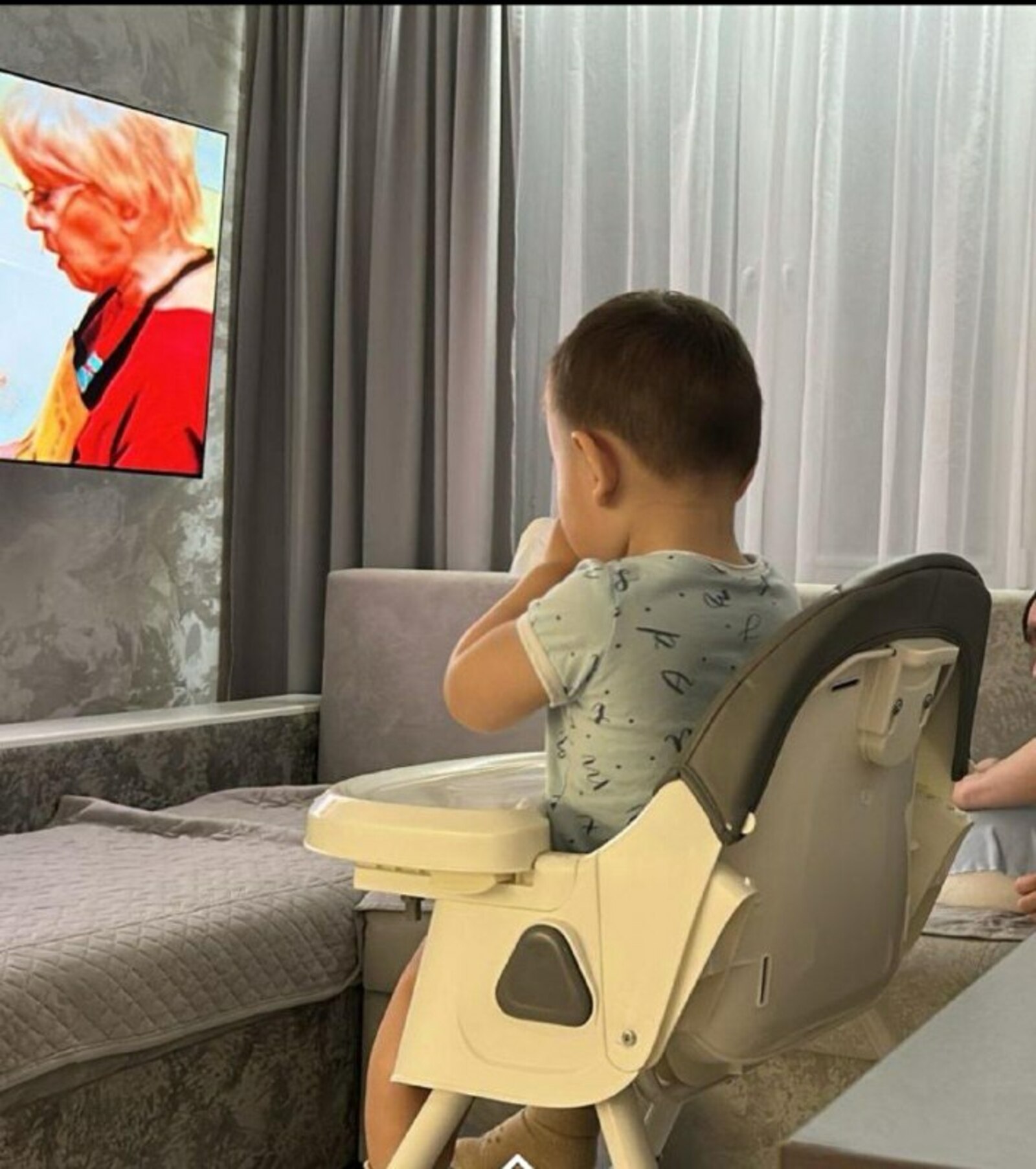 Выплаты семьям с детьми будут увеличены с 1 февраля