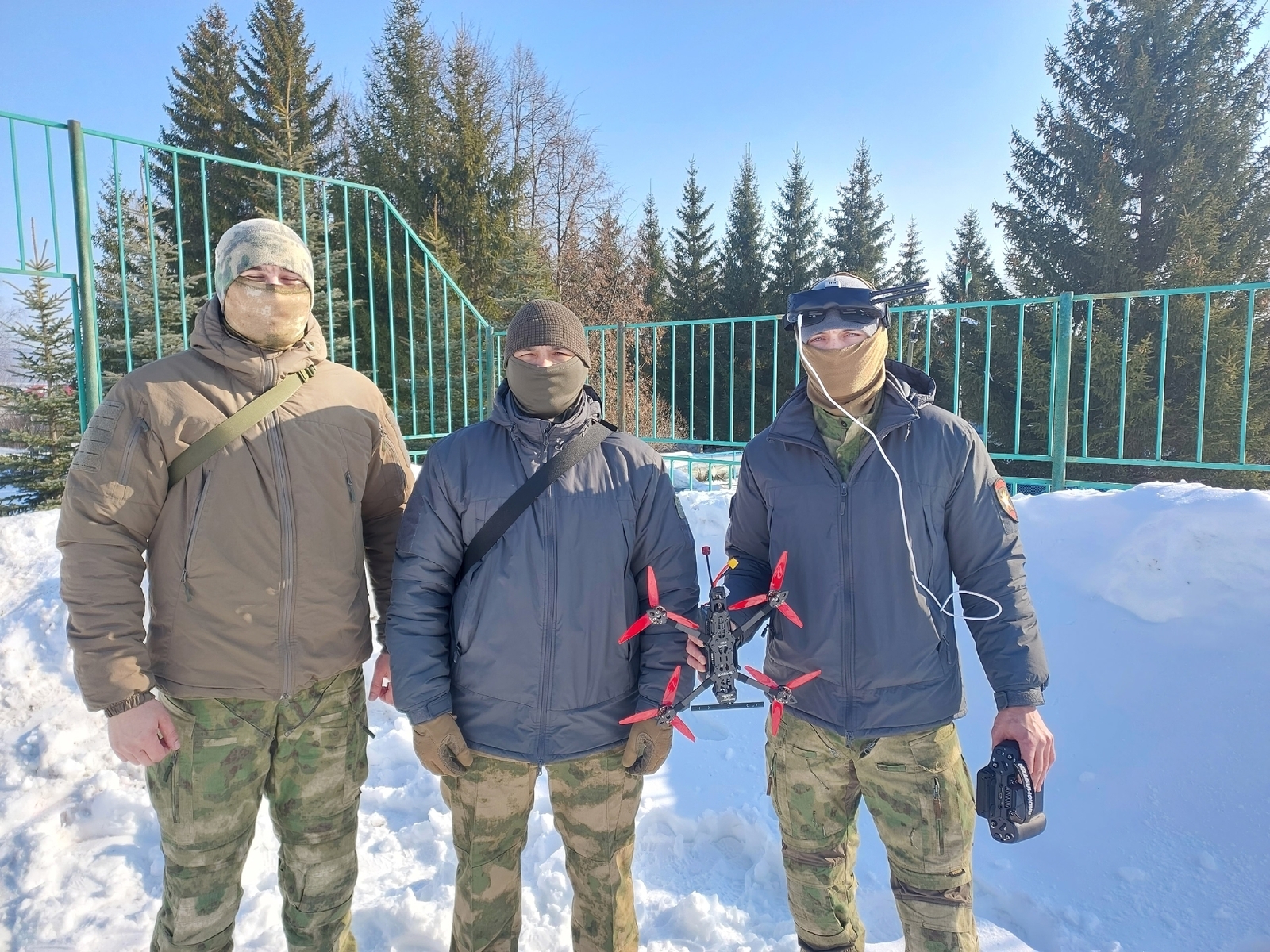 Асы по "птичкам": бойцы из Башкирии работают с ударными и разведывательными БПЛА