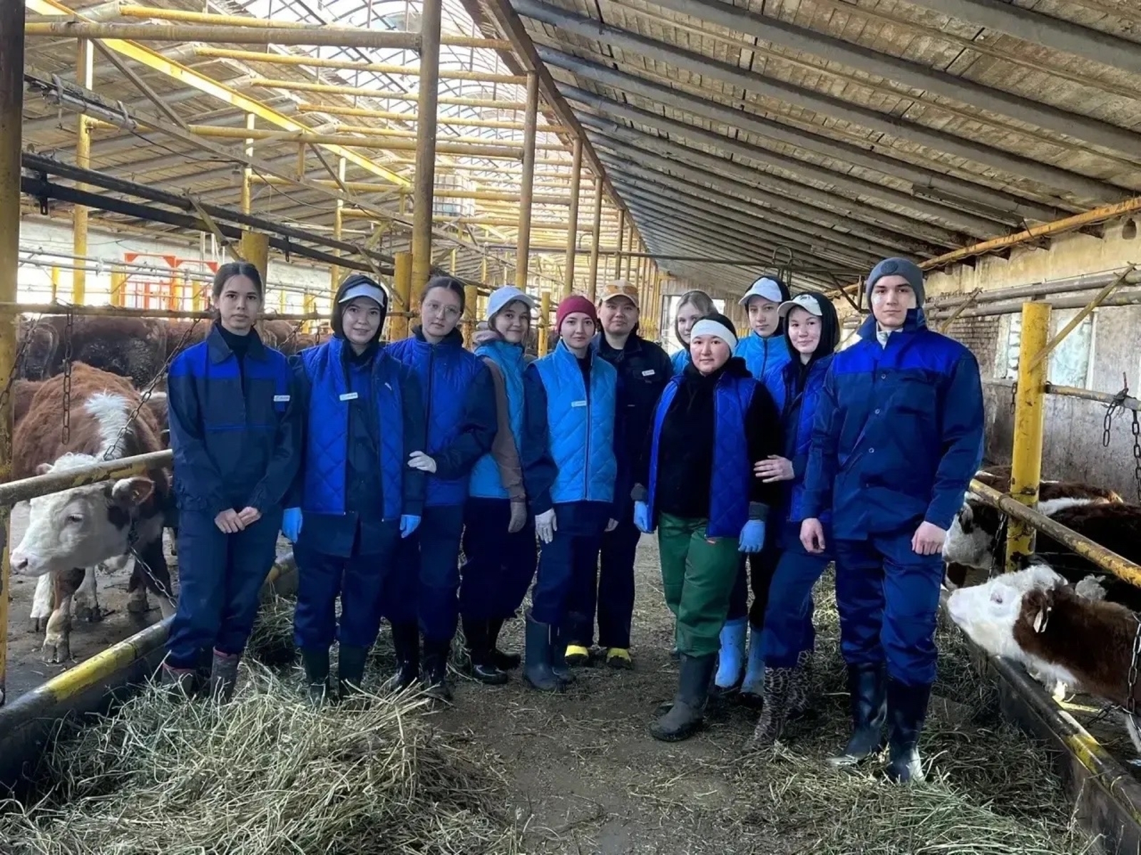 Иглино. Студенты Башкирского ГАУ проходят практику в «ПР-Агро»