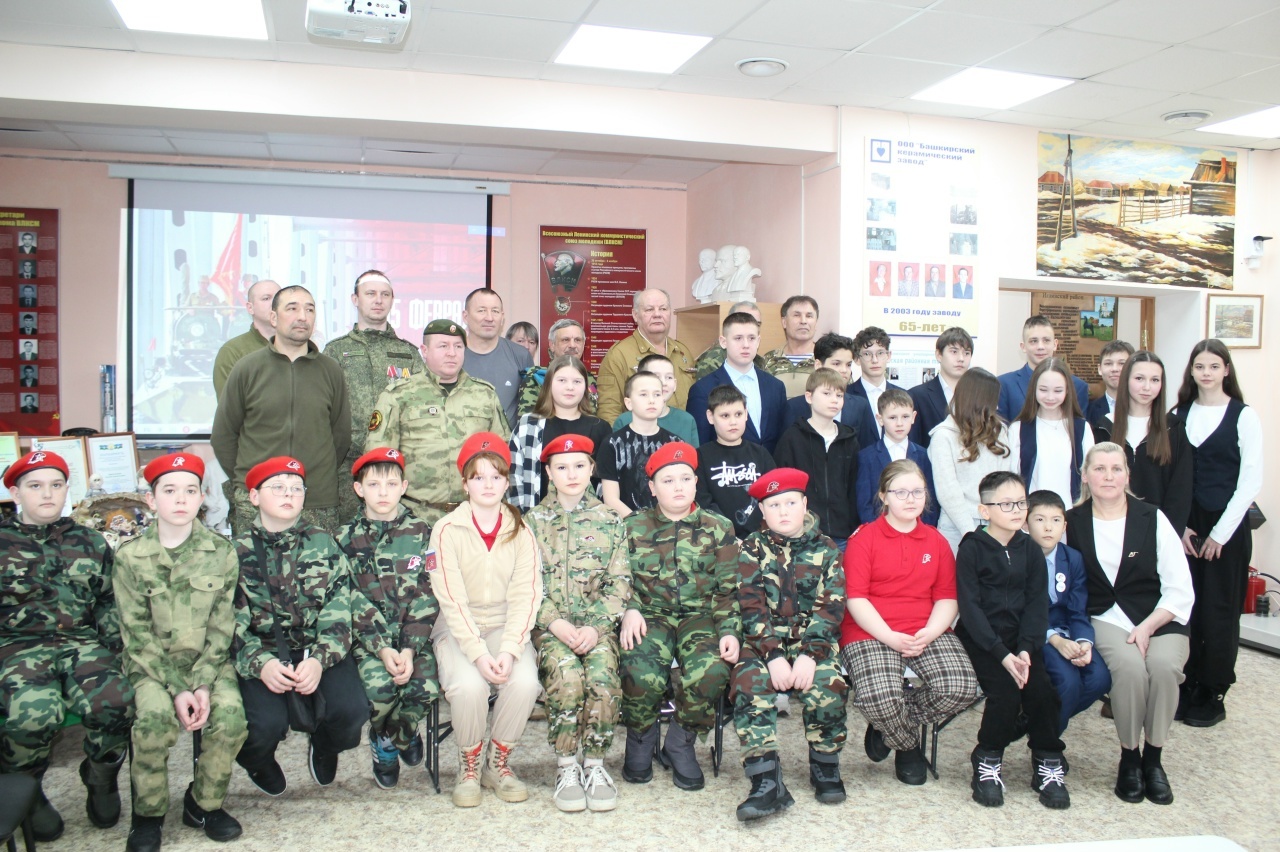 «Время выбрало нас»: в Иглинском районе почтили память воинов-интернационалистов