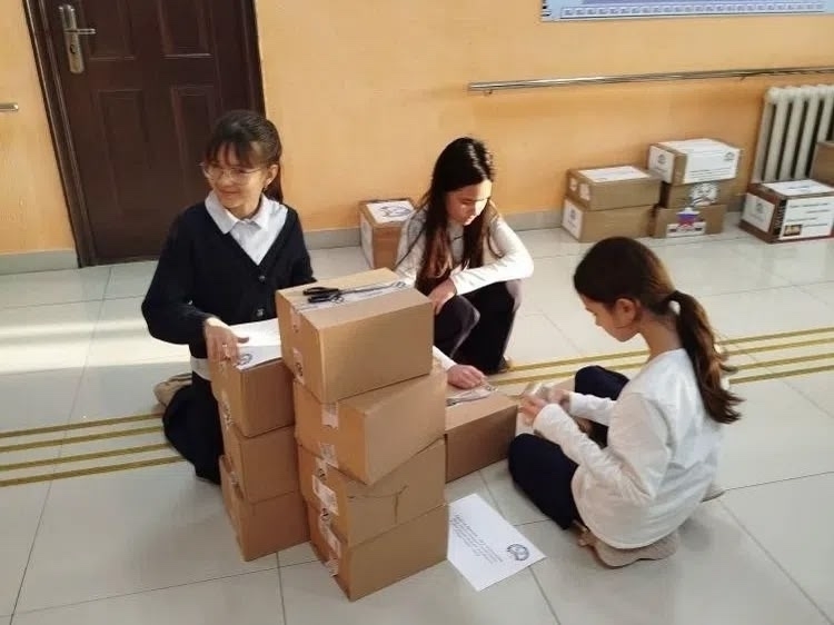 Волонтерский штаб «Школа добра» села Акбердино готовит гумпомощь для бойцов