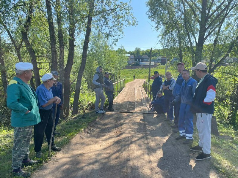 Жители сел Иглинского района благоустроили  мост и дорогу