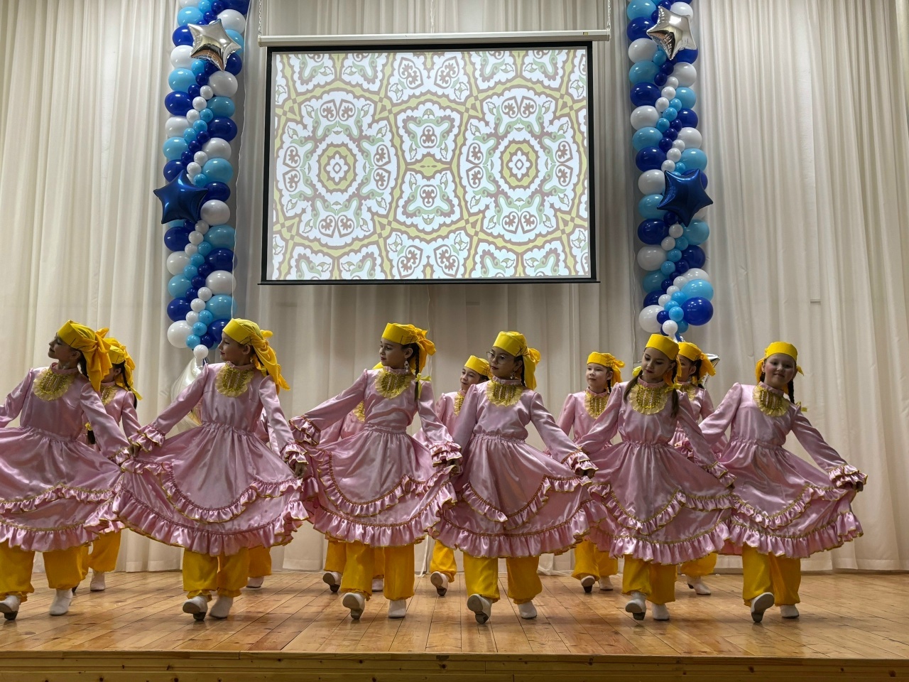 Сердце матери зажигает вечный огонь надежды