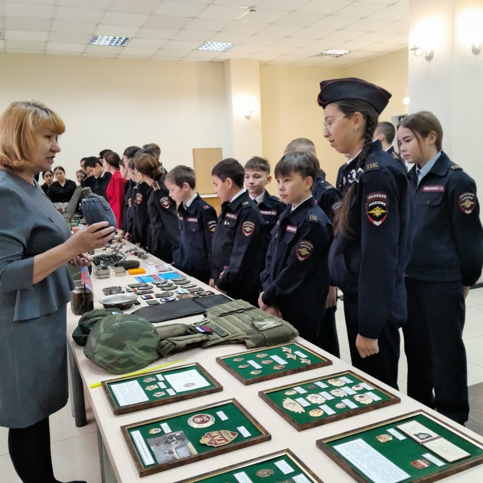 В школе № 5 учатся победители конкурса "Лучший полицейский класс"