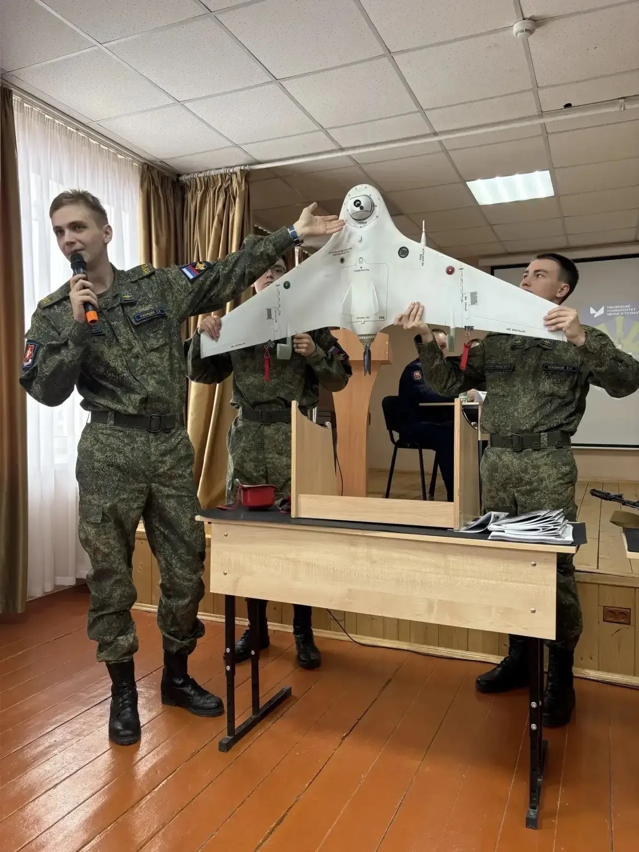 Иглинским школьникам рассказали о военной службе