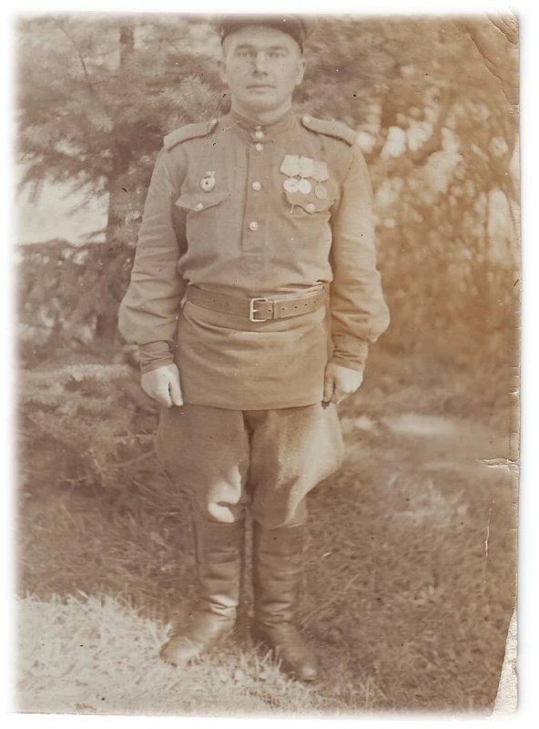 Две истории, одна память – непрерывная связь поколений защитников Родины