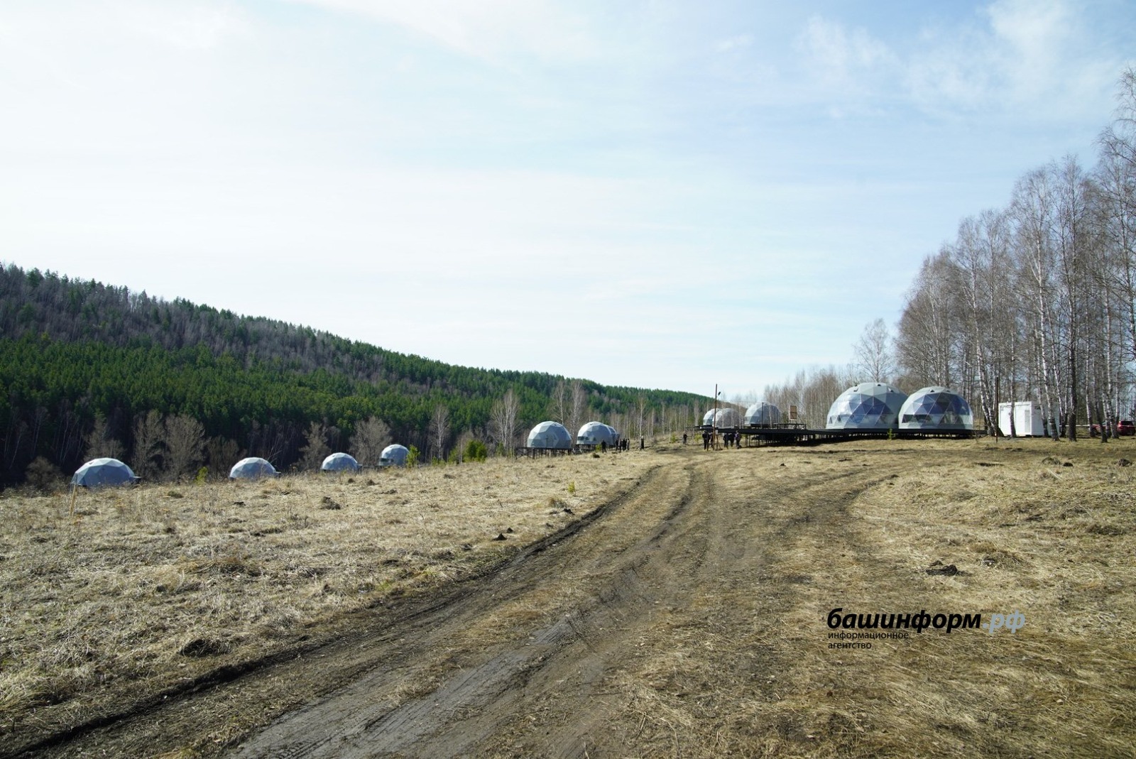 В Башкирии строят первый в России глэмпинг для людей с ОВЗ