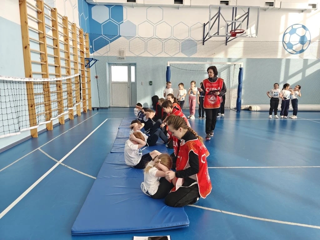 Ученики седьмой школы сдали нормы ГТО