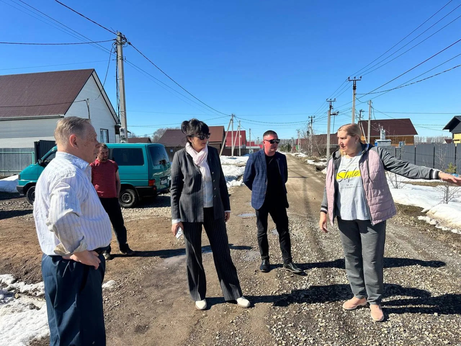 Глава администрации встретилась с жителями улицы Николаева