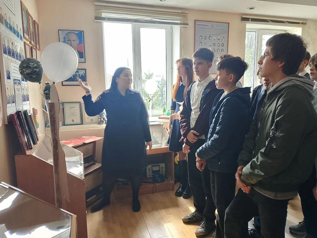 В Иглинском районе Башкирии  школьникам показали работу полиции: