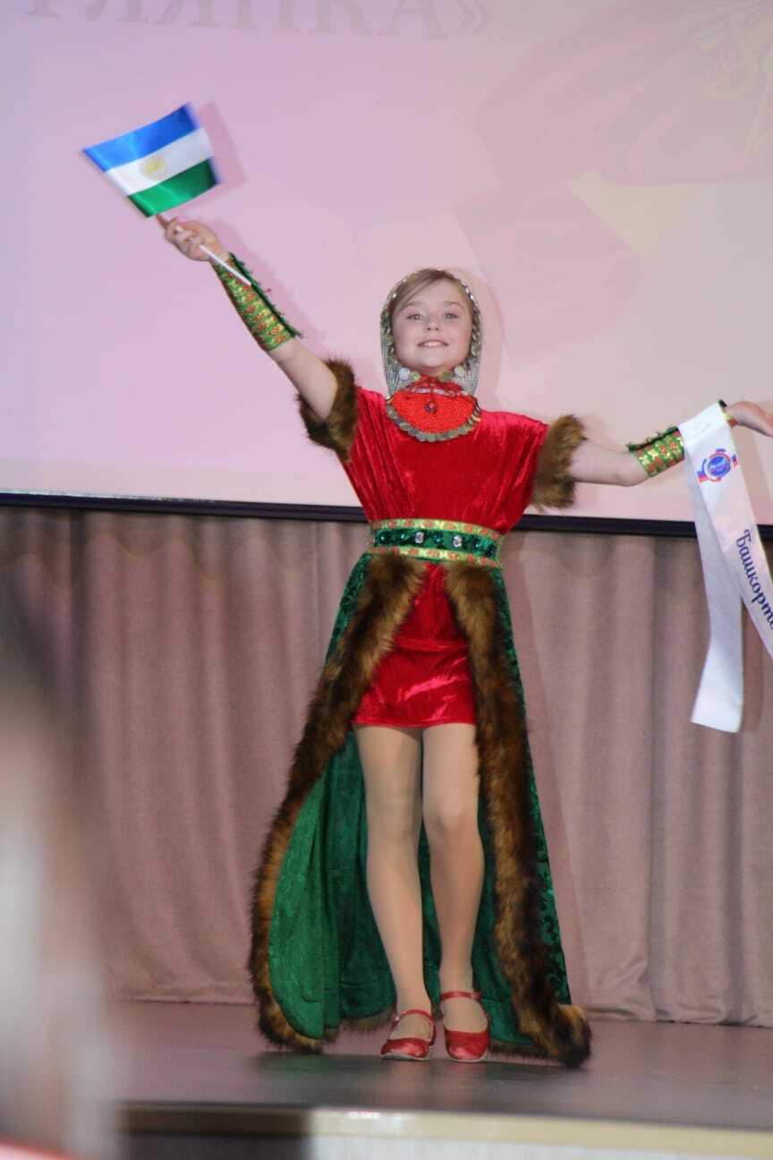 Школьница из Иглино завоевала Гран-при конкурса «Ученица России - 2022»