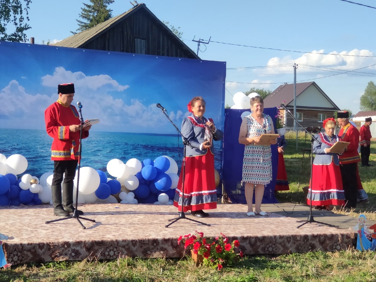 В д. Искра Ауструмского сельсовета состоялся праздник по случаю 85-летия деревни