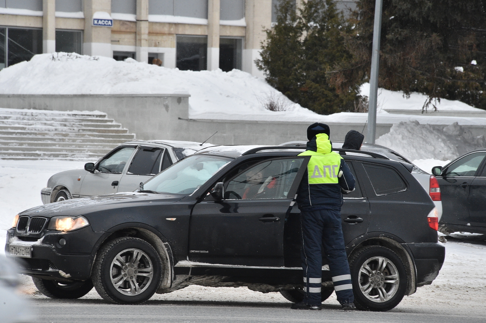 Госавтоинспекция напомнила об опасности выезда на встречную полосу