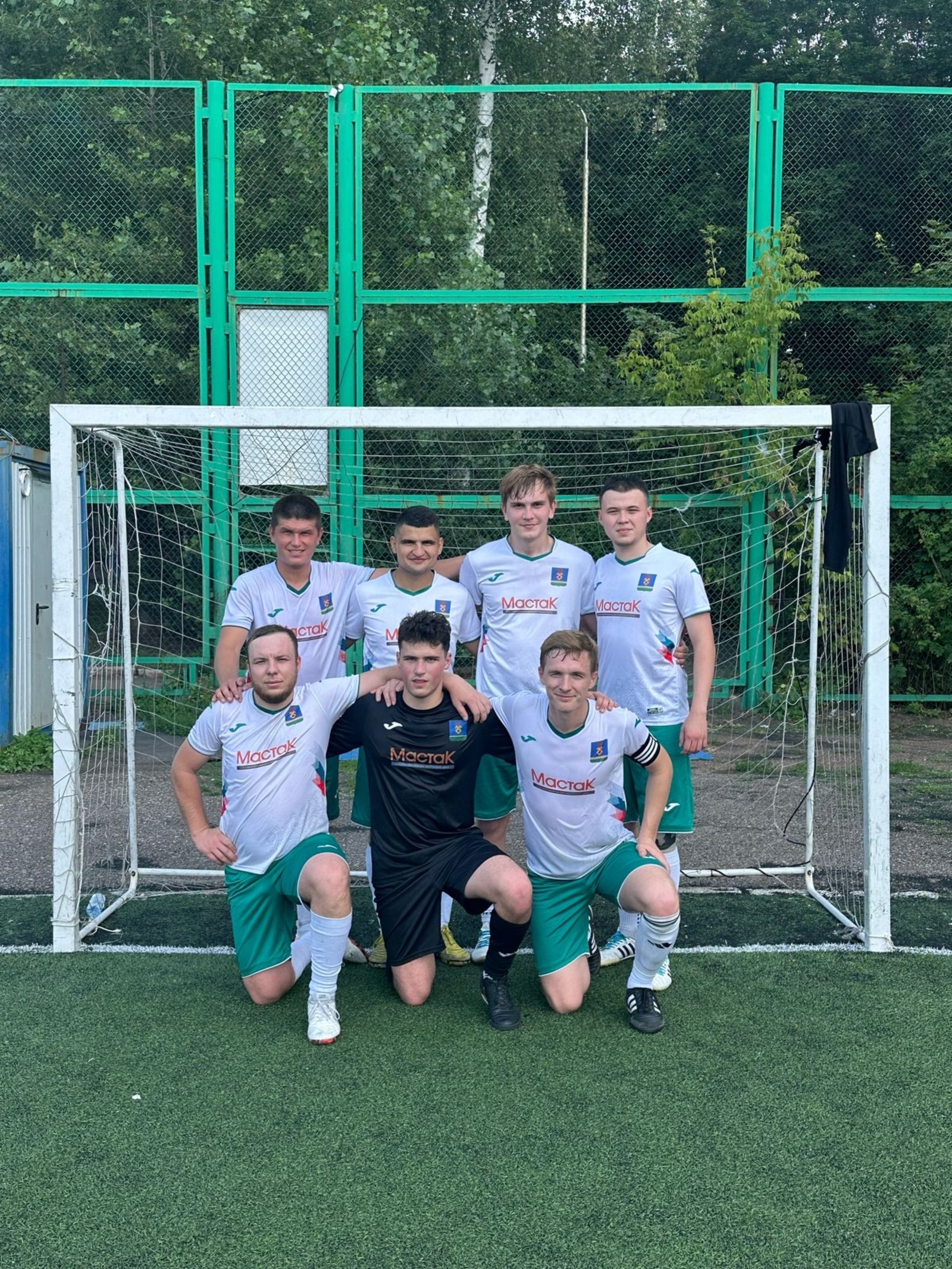 Гордимся нашими футболистами