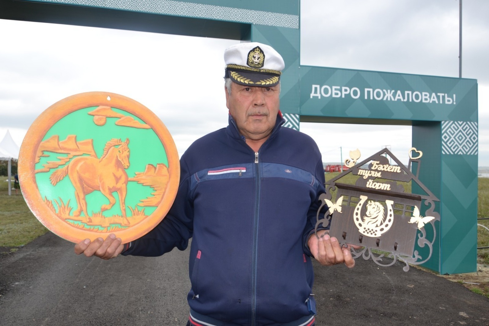 Мастер по дереву из Учалинского района планирует продать на фестивале "Башкорт аты" сувениры на сумму 150 тысяч рублей