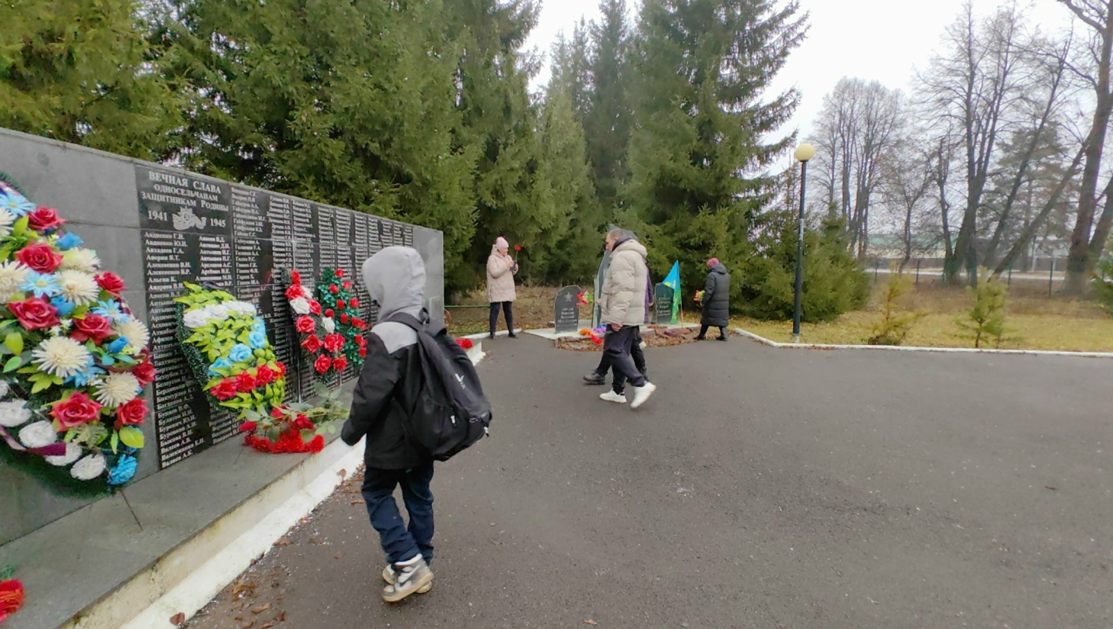 В селе Улу-Теляк отметили  День памяти Неизвестного Солдата
