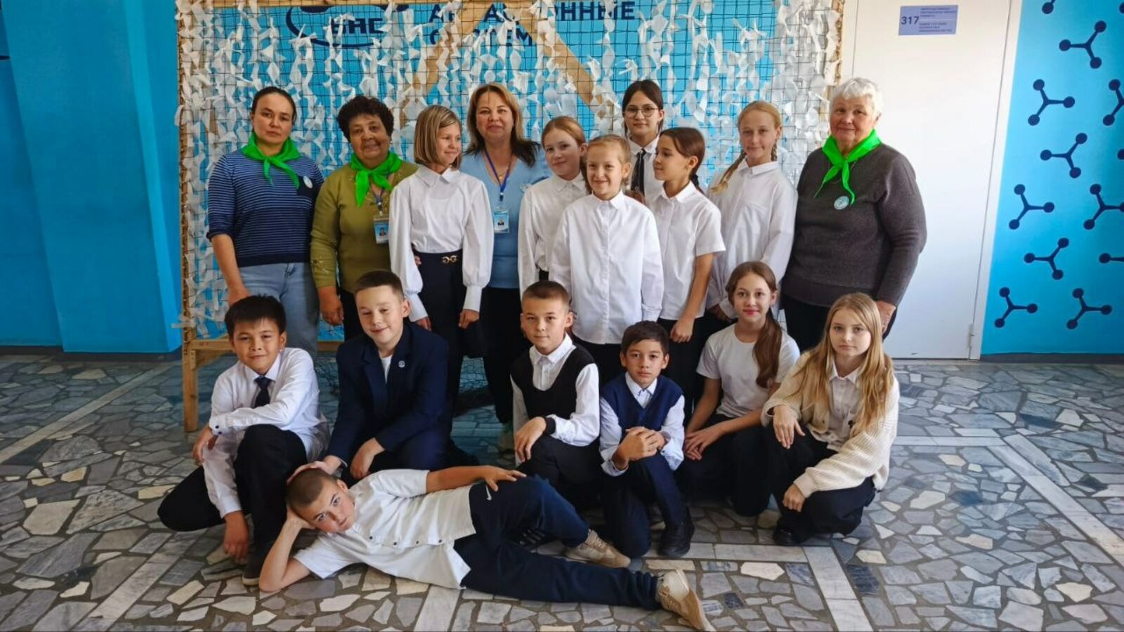 В школе № 4 села Иглино  запустили производство маскировочных сетей