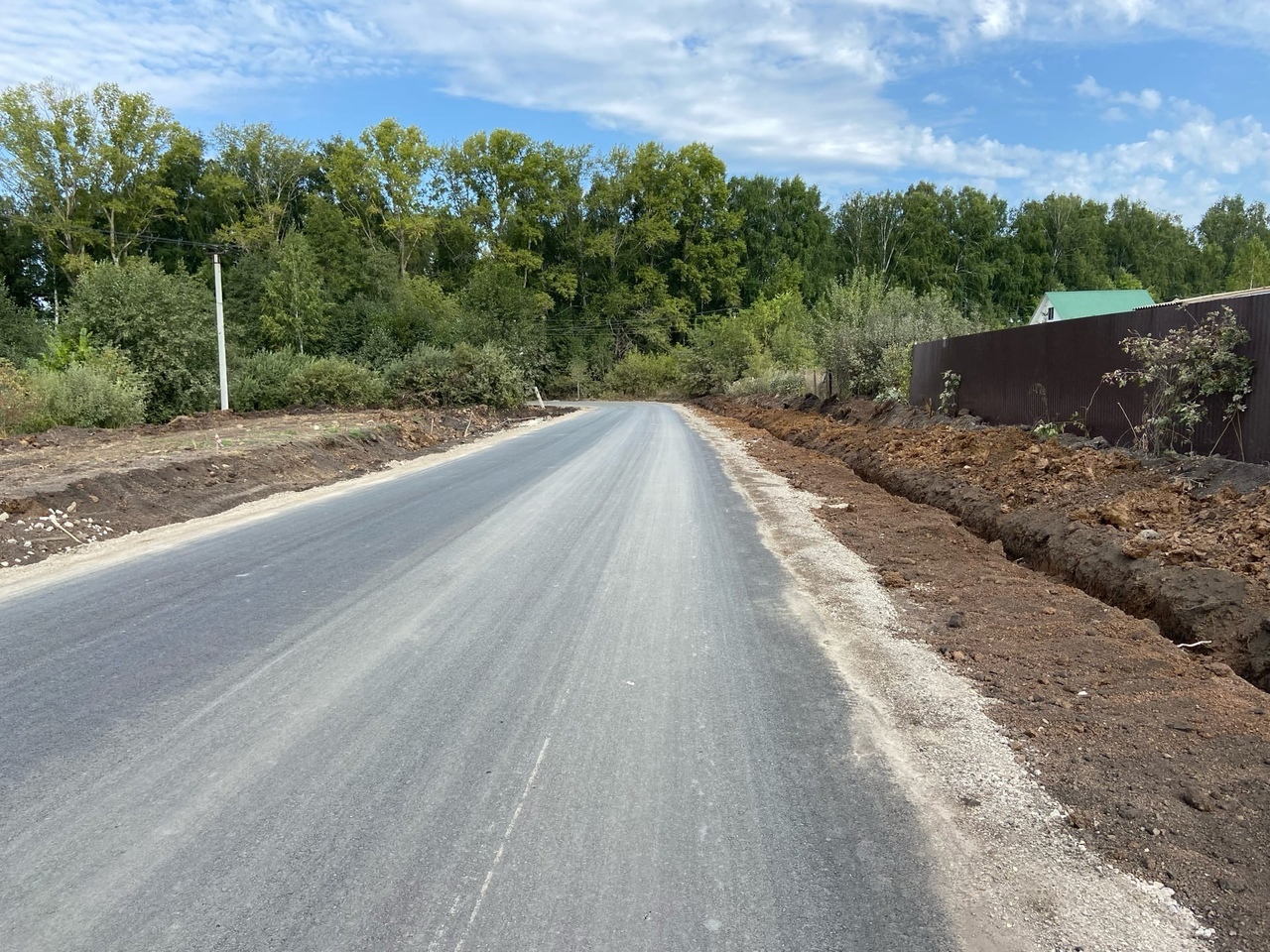 В Иглинском районе завершили ремонт дороги в СНТ Родник