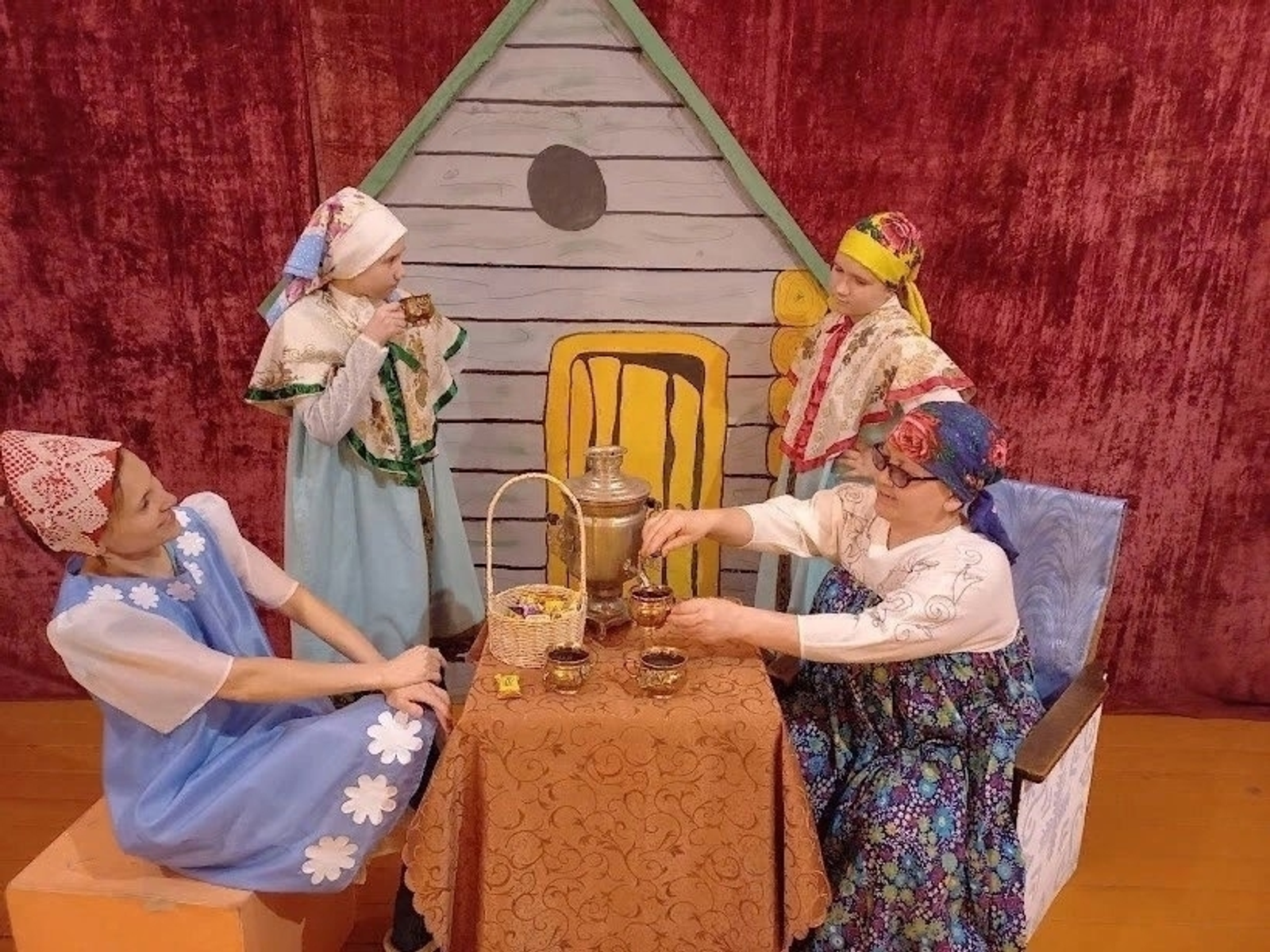 В Балтийском сельском поселении отметили День национального костюма