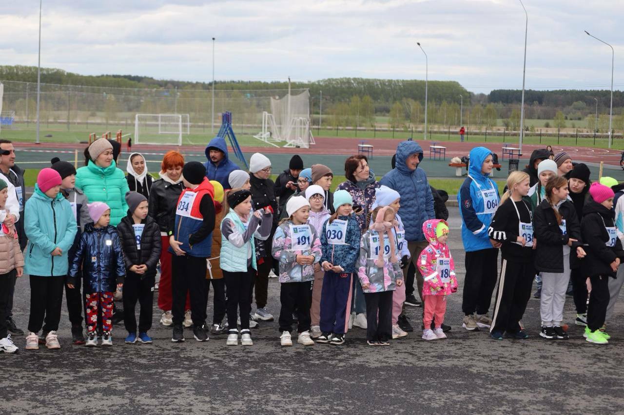 «Мир! Труд! Май!»: В Иглино прошёл массовый легкоатлетический крос