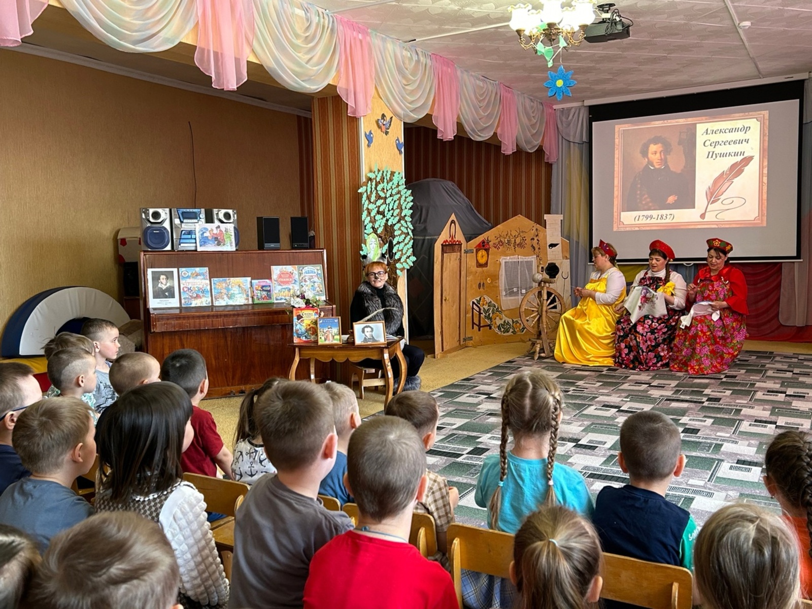 Воспитанники детского сада «Солнышко» Иглинского района путешествовали по сказкам Пушкина