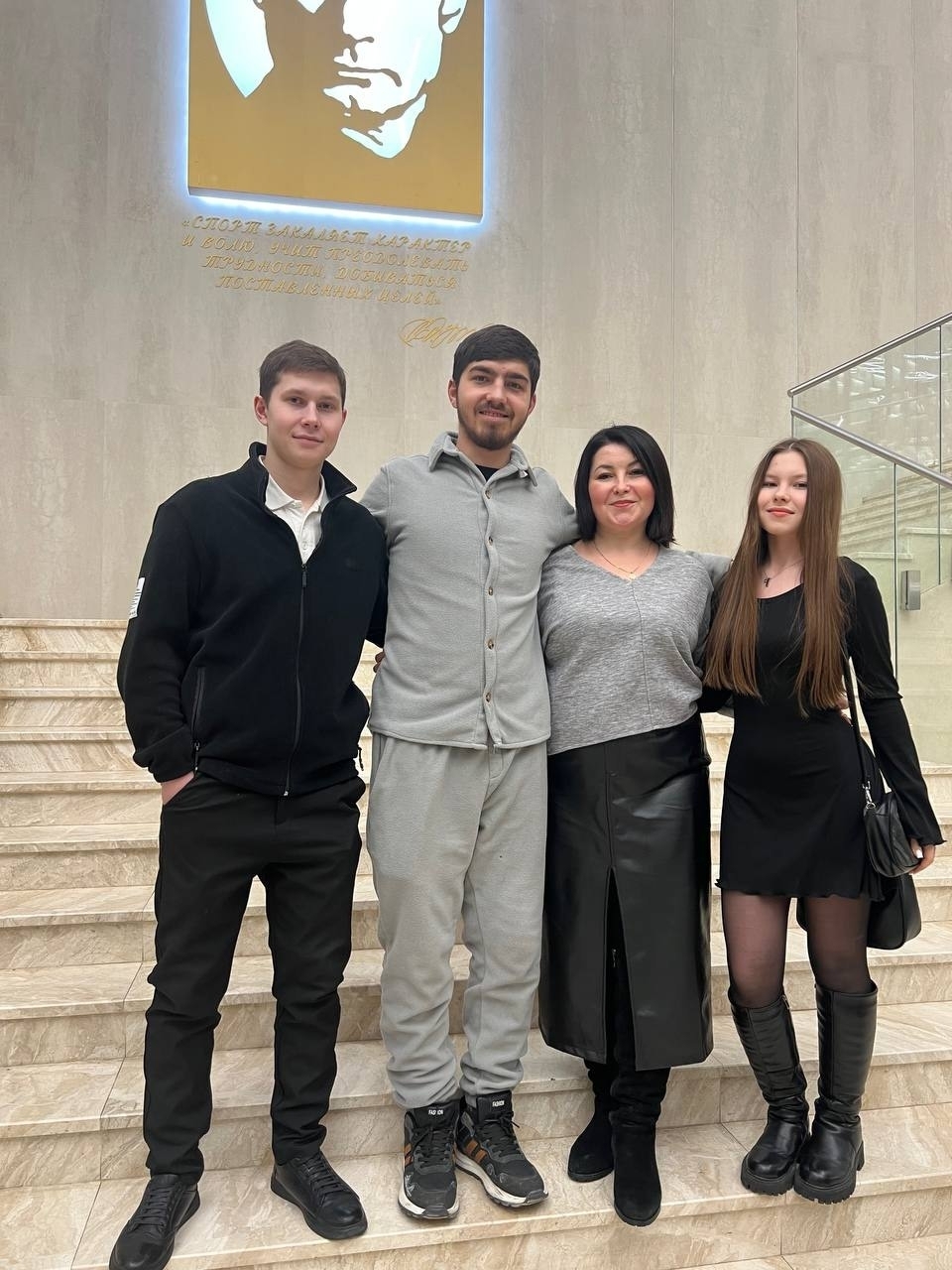 Жизнь продолжается: история матери, жены и хранительницы семейного очага