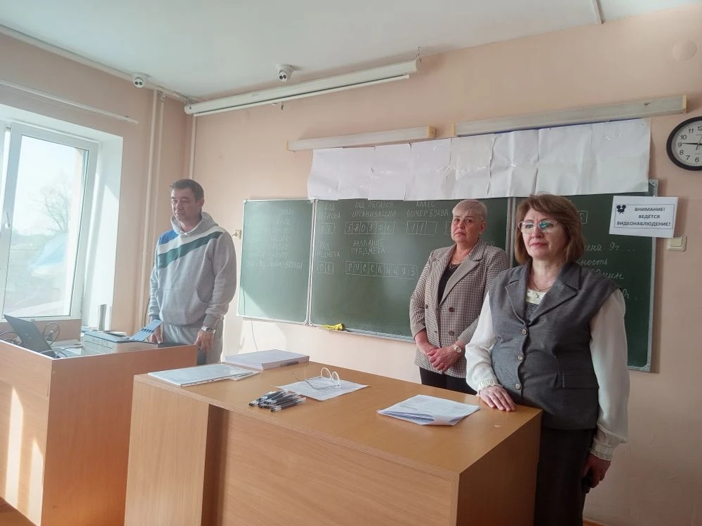 «Сдали вместе»: родители Иглинского района сели за парты, чтобы сдать ЕГЭ