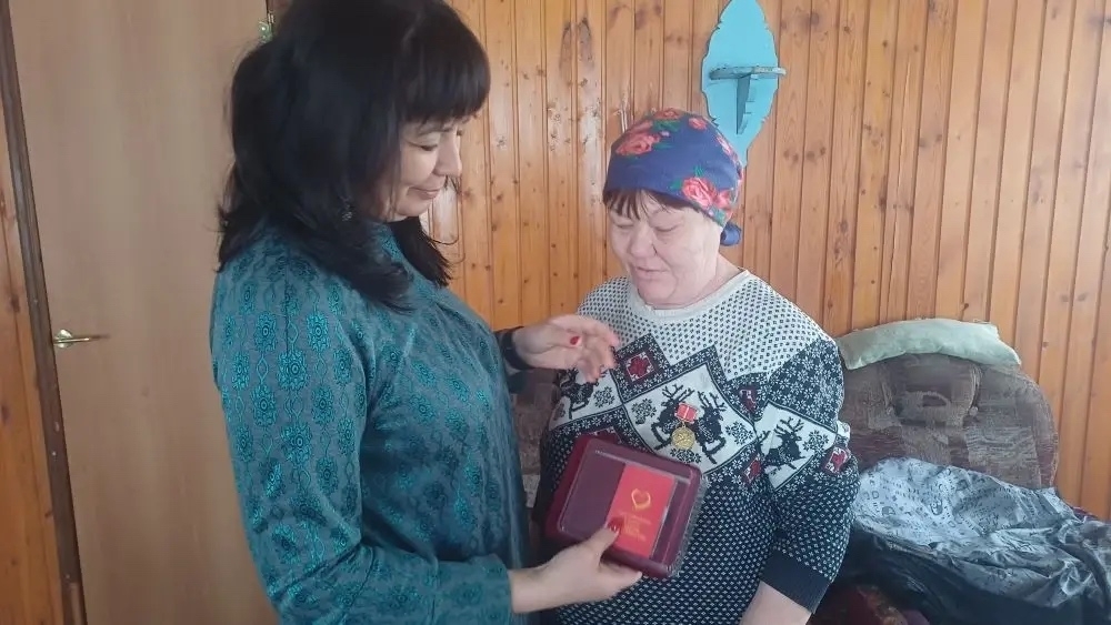 В центре внимания — люди: глава администрации посетила Лемезинский сельсовет