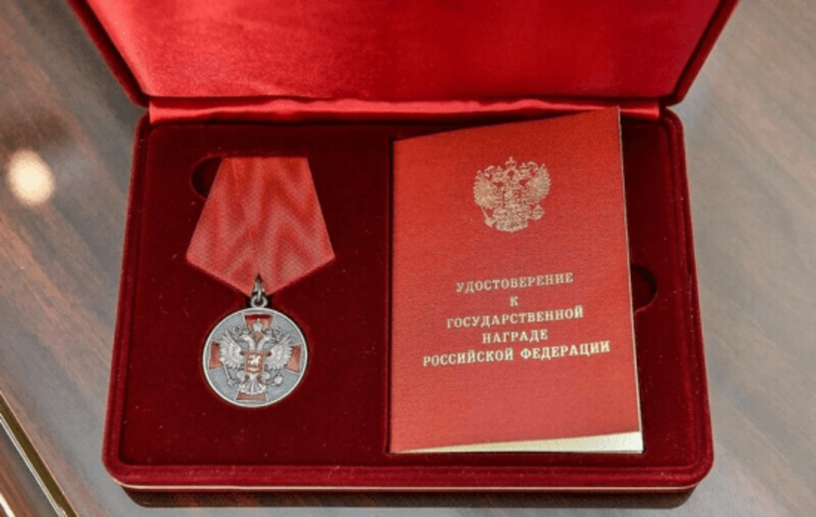 Владимир Путин наградил врача из Башкирии медалью Луки Крымского