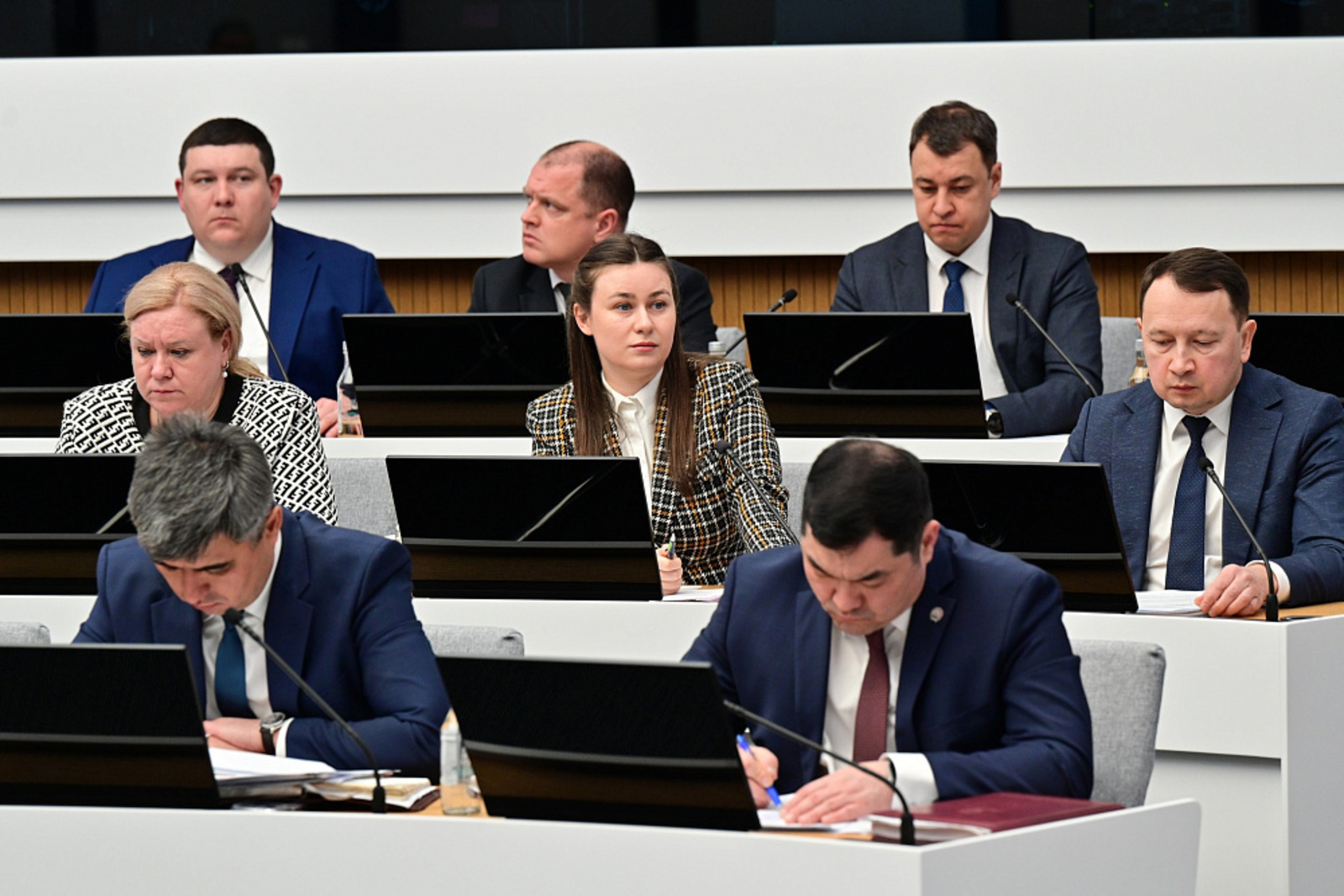 Радий Хабиров поручил организовать поддержку туристов из Башкортостана в ОАЭ в с