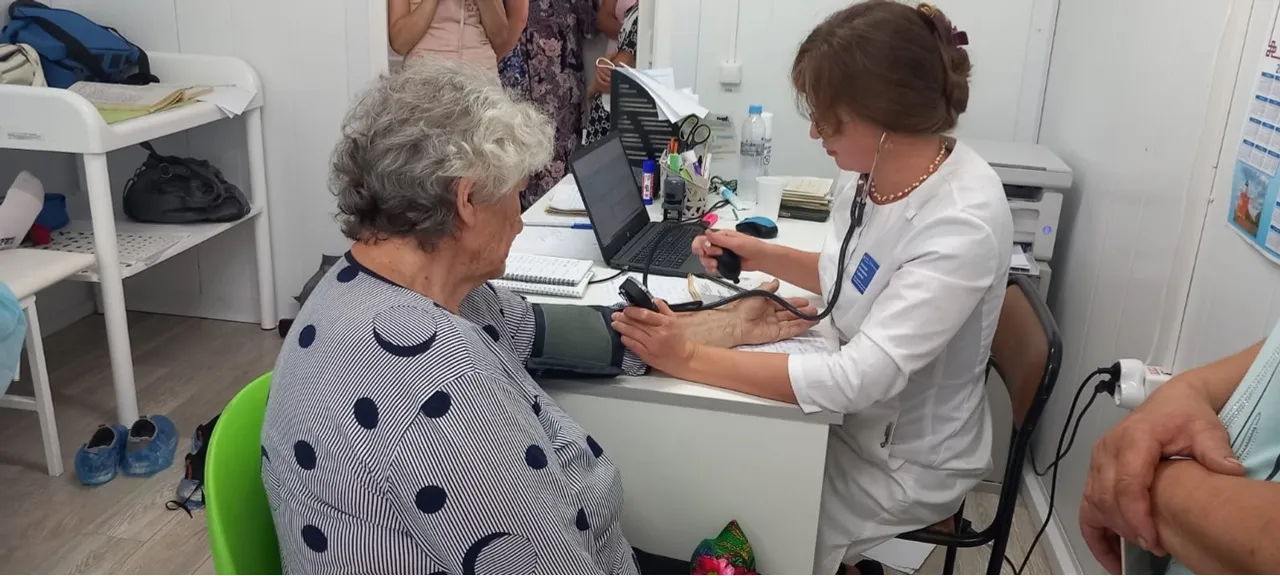 Выездная бригада врачей из Иглинской ЦРБ приняла пациентов в Ивано-Казанке