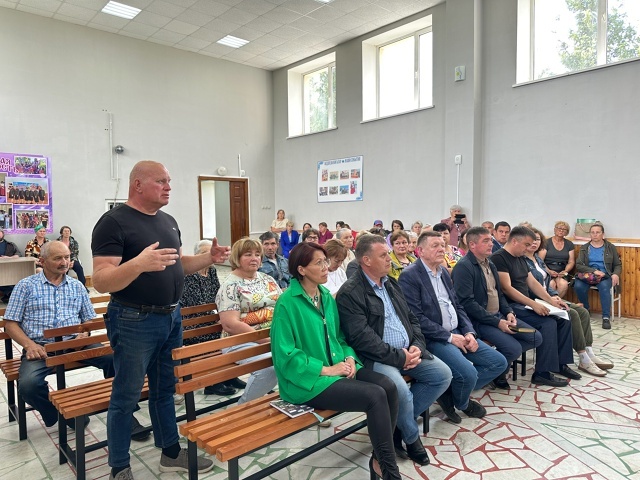 В селе Казаяк Иглинского района заасфальтировали километр дороги