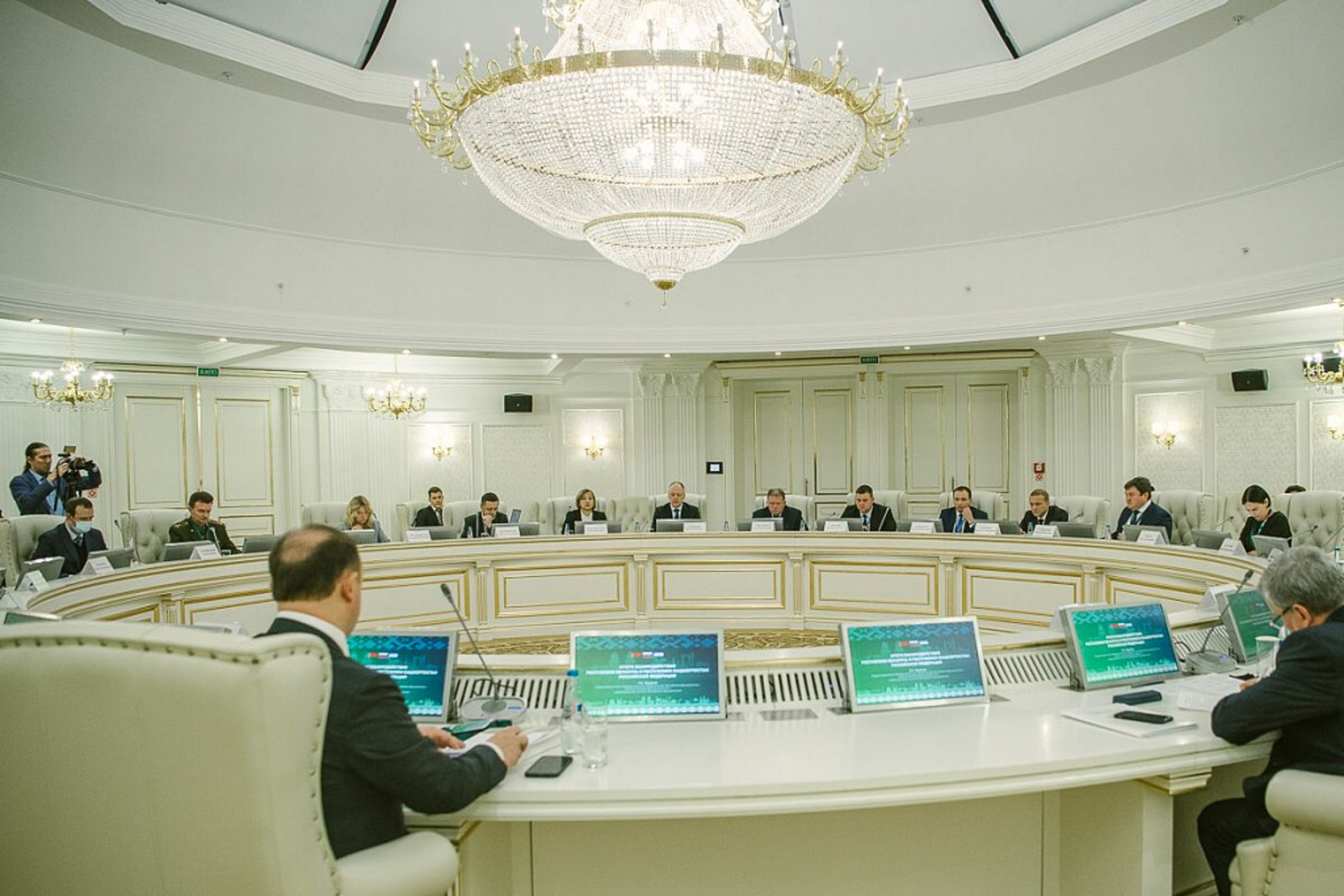 Президент Республики Беларусь Александр Лукашенко и Глава Башкирии Радий Хабиров обсудили вопросы торгово-экономического сотрудничества