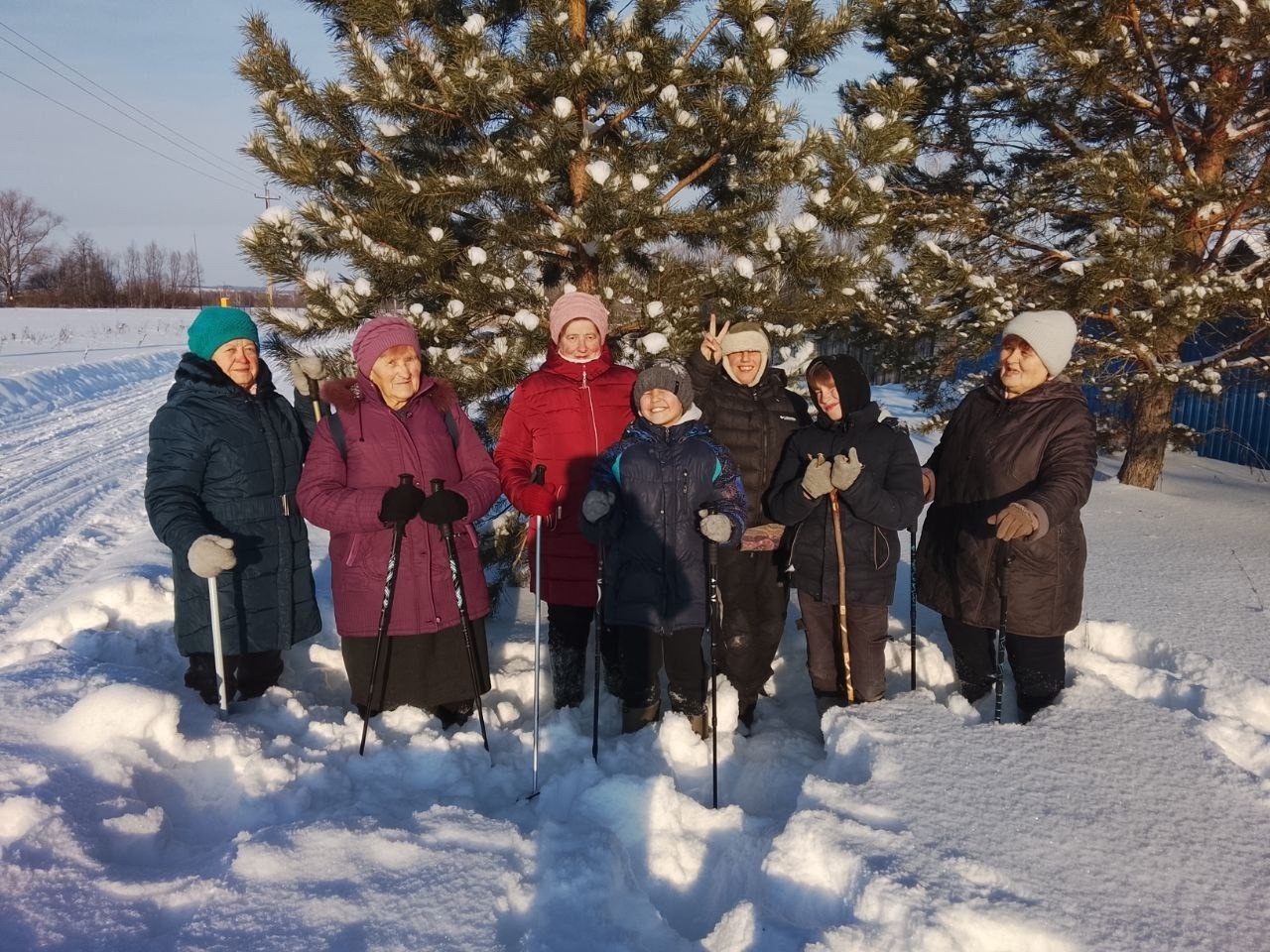 «Тропа здоровья» в Ивано-Казанке помогает жителям села быть в форме