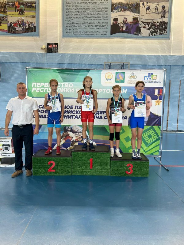 Борцы из Иглинского района на пьедестале первенства РБ