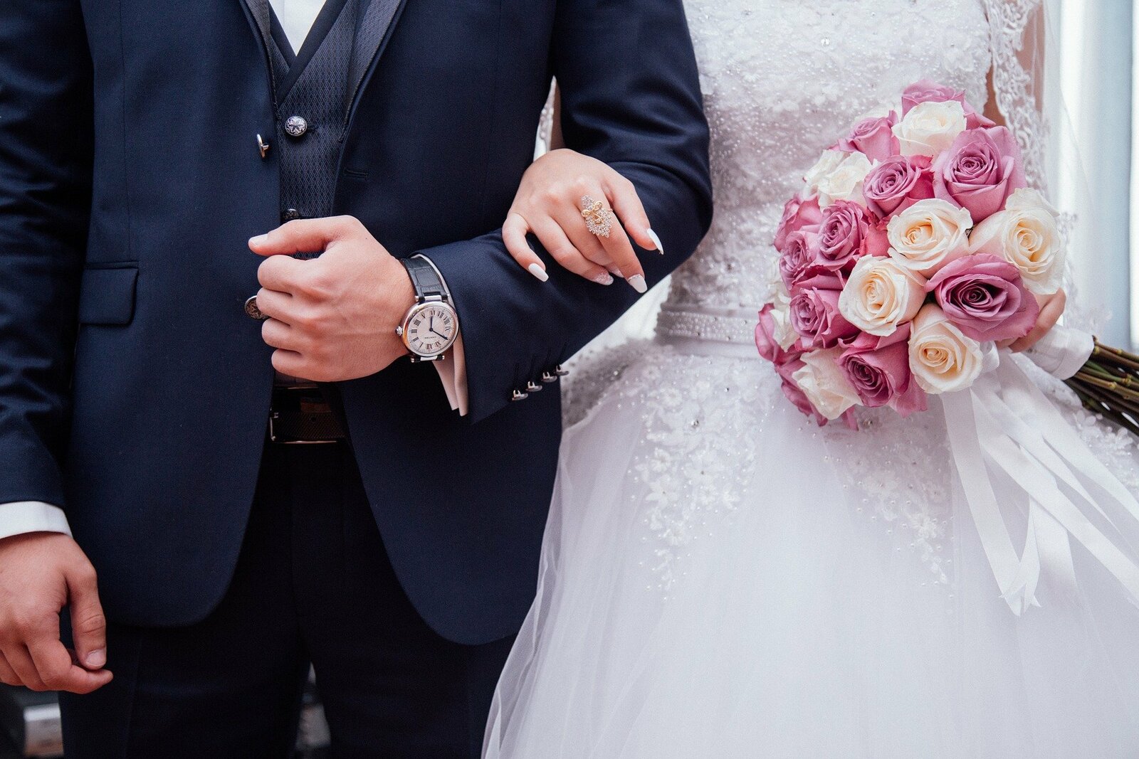 В последнюю красивую дату уходящего года в Башкирии свой брак зарегистрировали более 100 пар